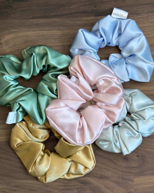 silk scrunchie | 100% mulberry silk