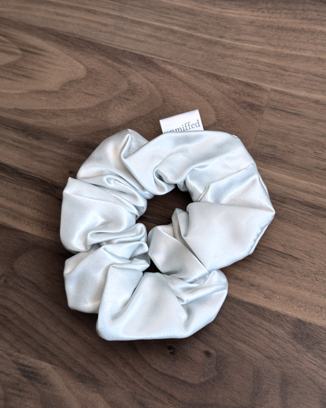 silk scrunchie | 100% mulberry silk