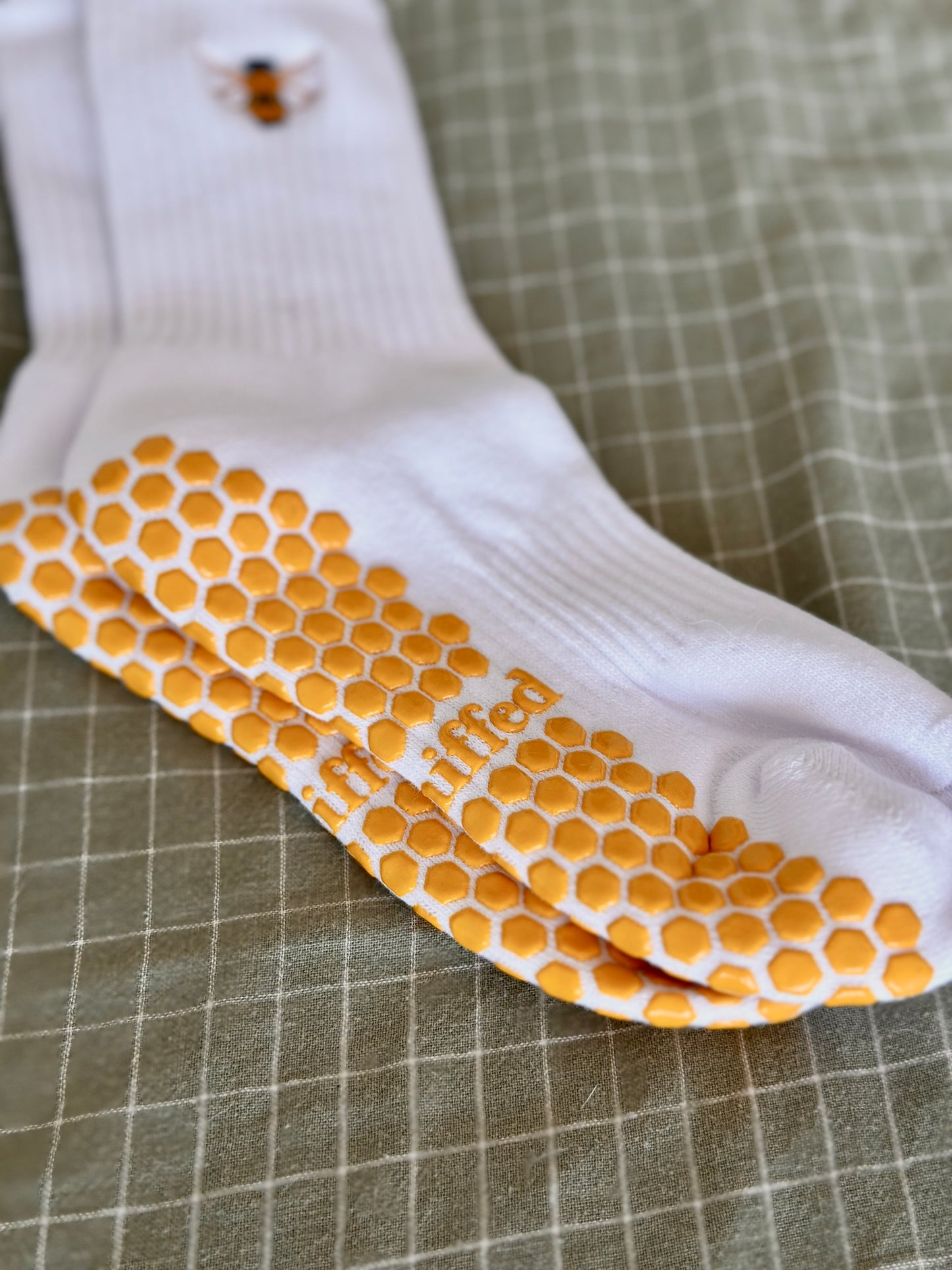 honey, I have Pilates | grip socks