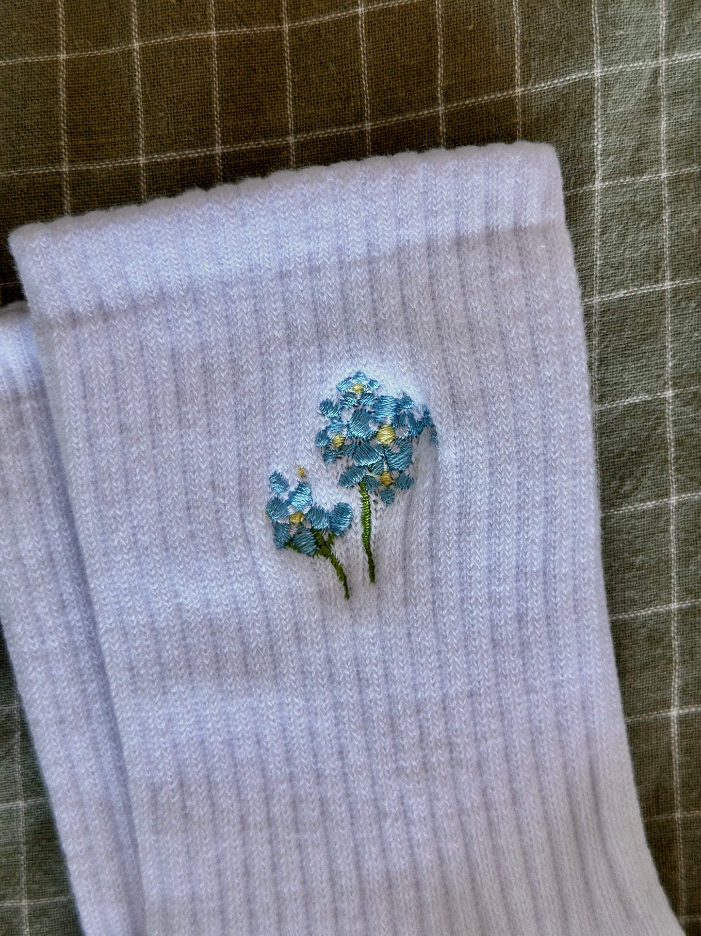 forget-me-not | grip socks