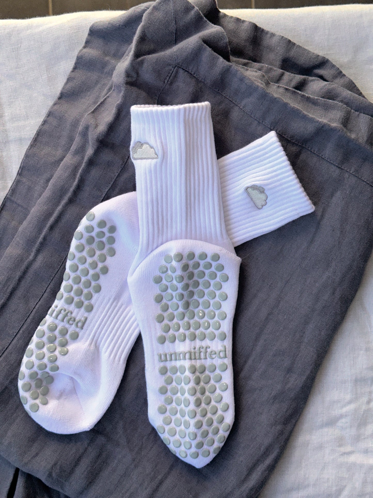 silver linings | grip socks